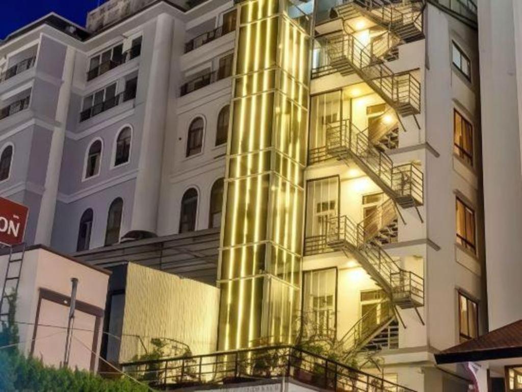 Gold Night Hotel Dalat Eksteriør bilde